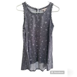 LC Lauren Conrad sleevless summer top